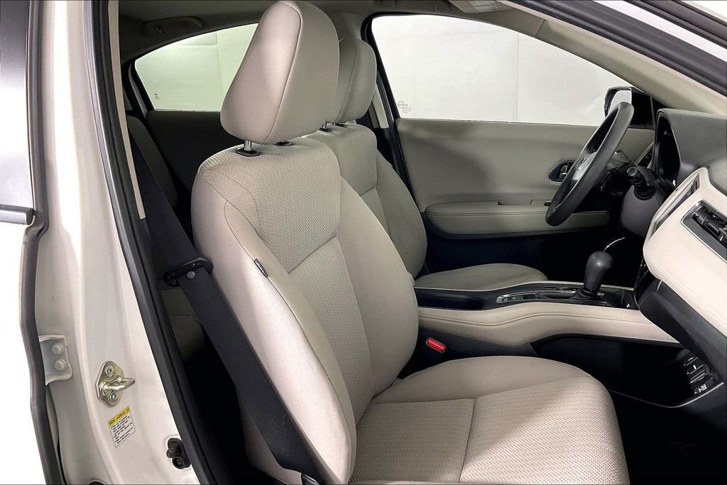 Used 2016 Honda HR-V EX image 10