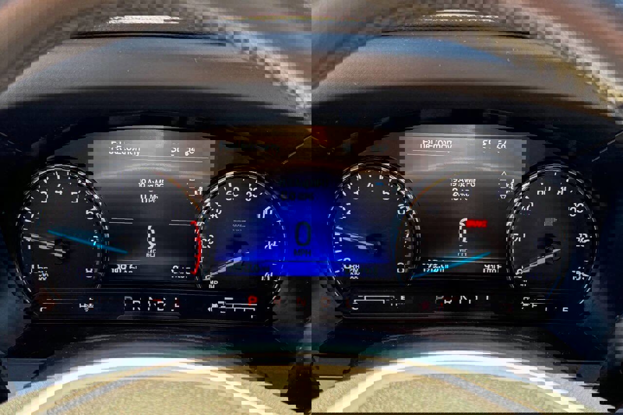 Used 2023 Ford Explorer XLT w/ Equipment Group 202A image 27