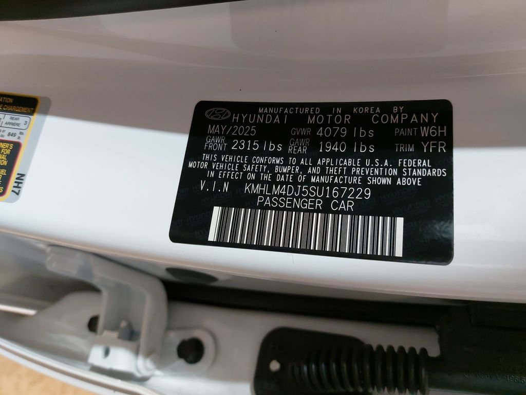 Used 2025 Hyundai Elantra Hybrid FWD image 37