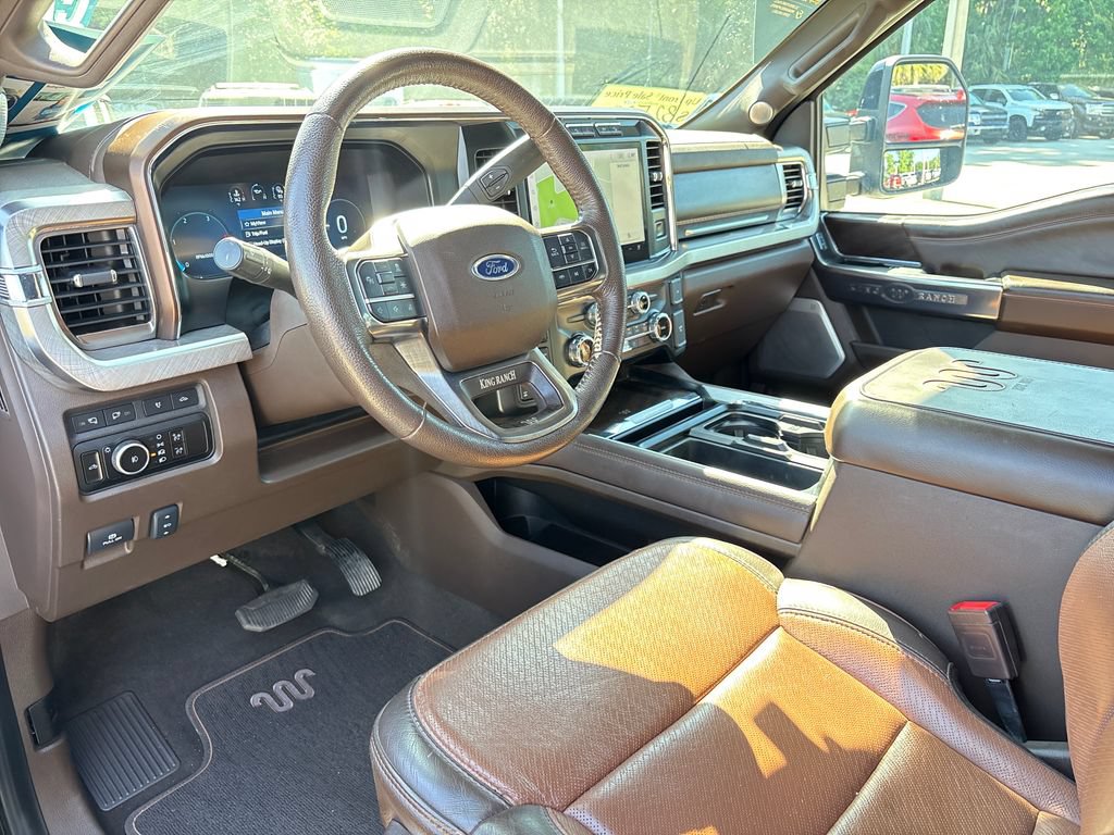 Used 2023 Ford F250 King Ranch w/ FX4 Off-Road Package AWD/4WD image 6