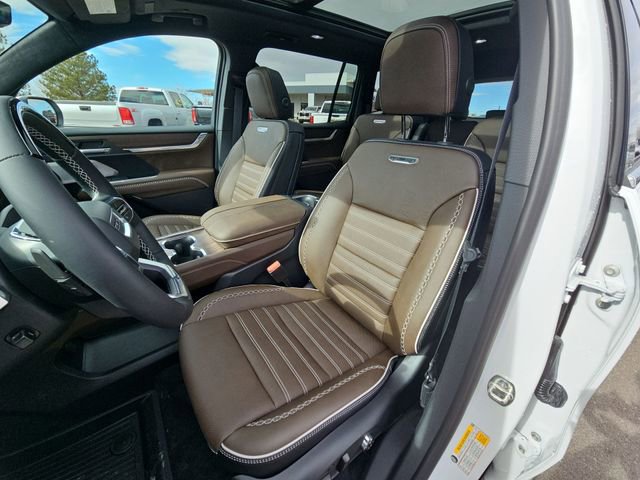 New 2026 GMC Acadia Denali Ultimate w/ LPO, Illumination Package image 16