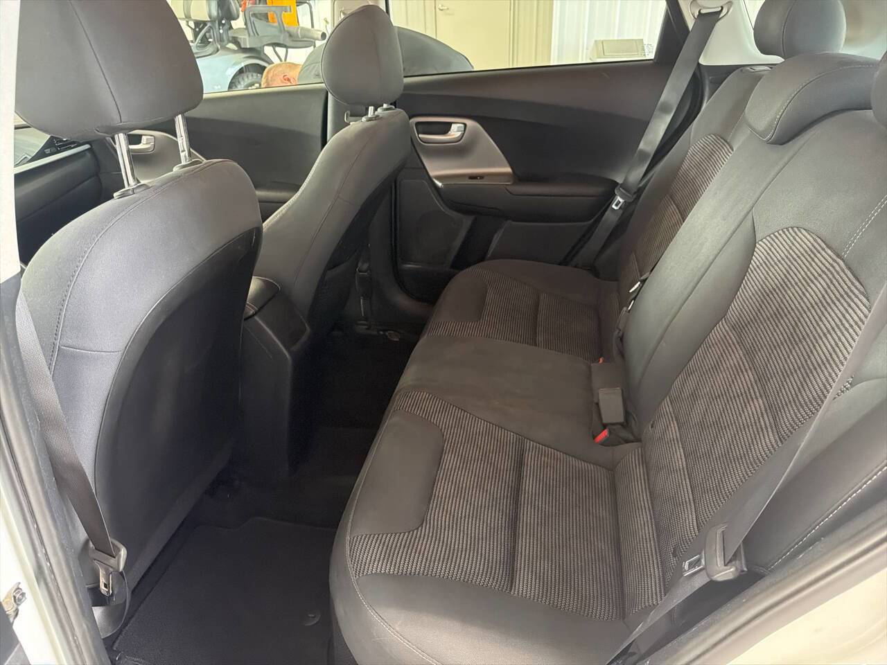 Used 2022 Kia Niro LX FWD image 20