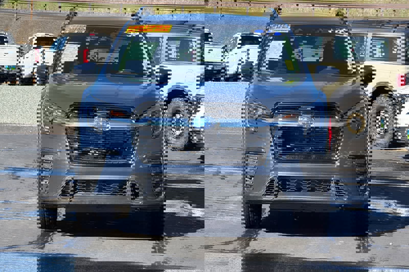 Used 2024 Subaru Ascent Premium w/ Convenience Package image 9