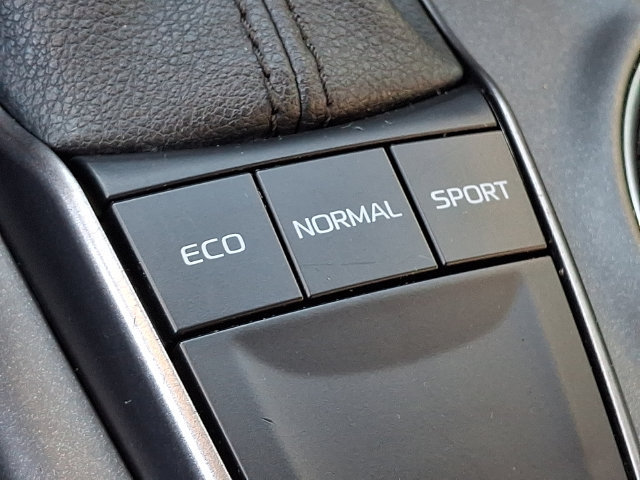 Used 2023 Toyota Camry SE FWD image 26