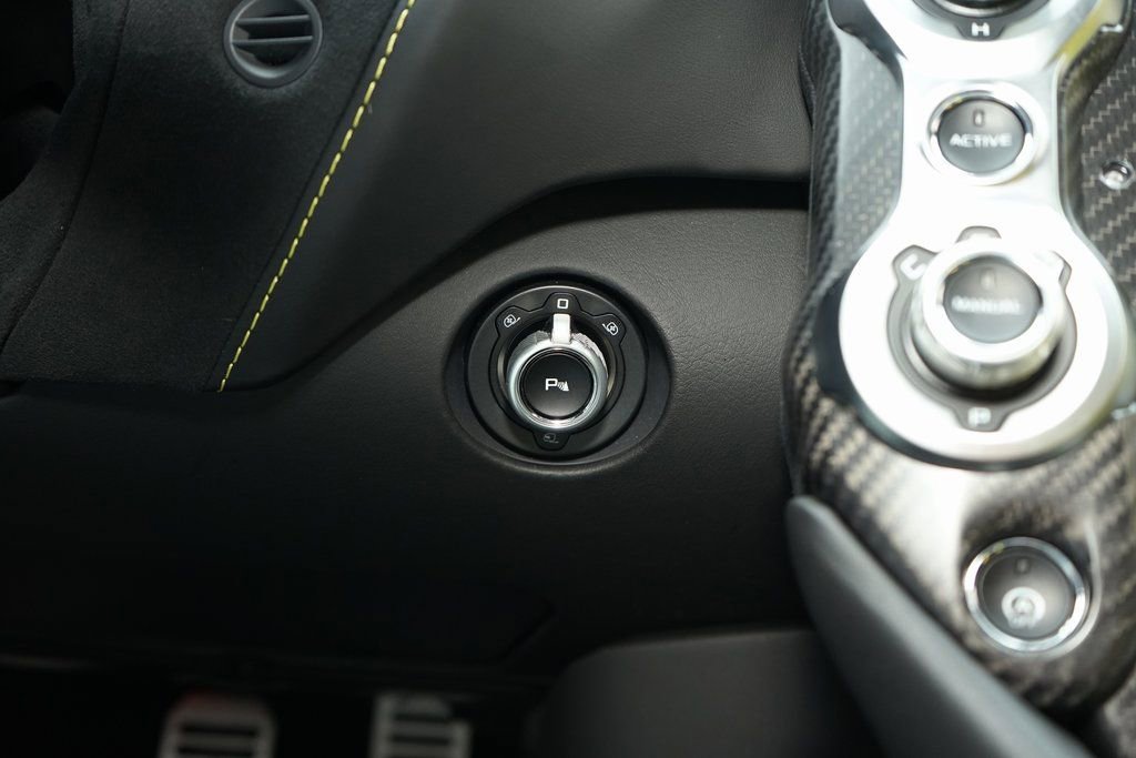 Used 2022 McLaren 720S Performance image 31