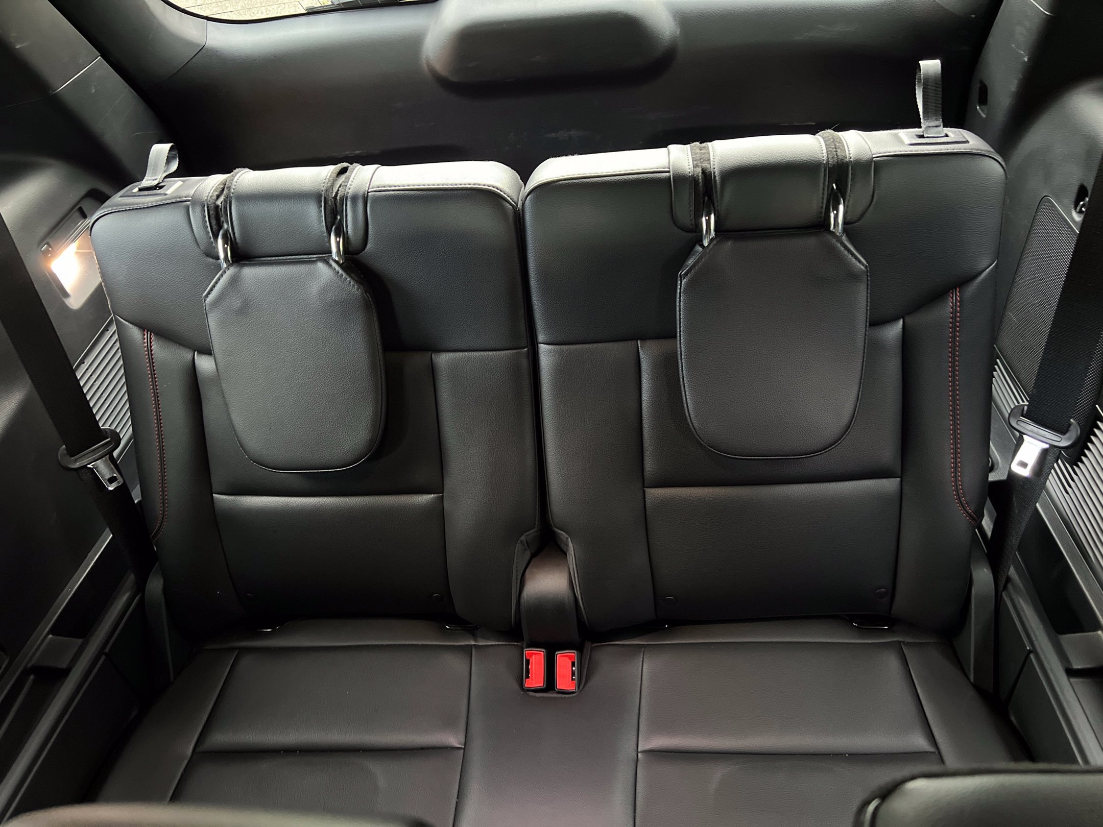 Used 2023 Ford Explorer ST-Line AWD/4WD image 29
