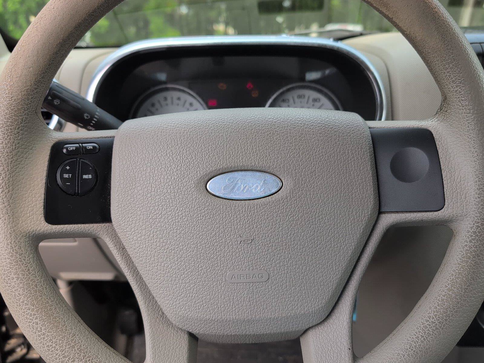 Used 2007 Ford Explorer Sport Trac XLT RWD image 23
