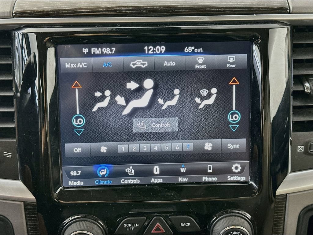 Used 2018 RAM 2500 Limited AWD/4WD image 18