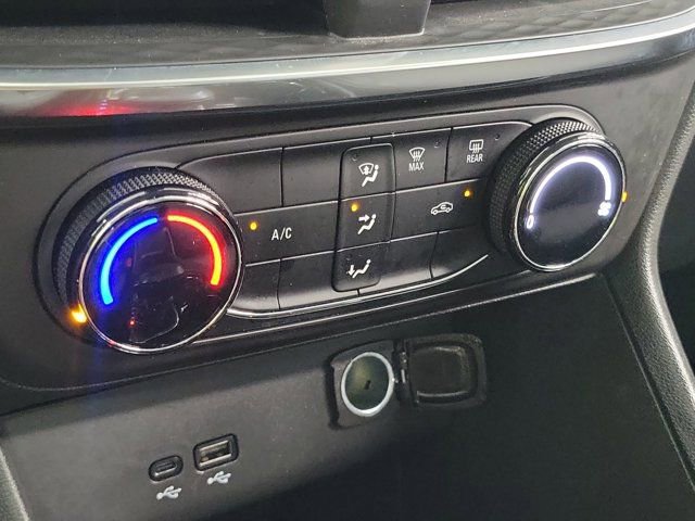 Used 2024 Buick Encore GX Preferred FWD image 31