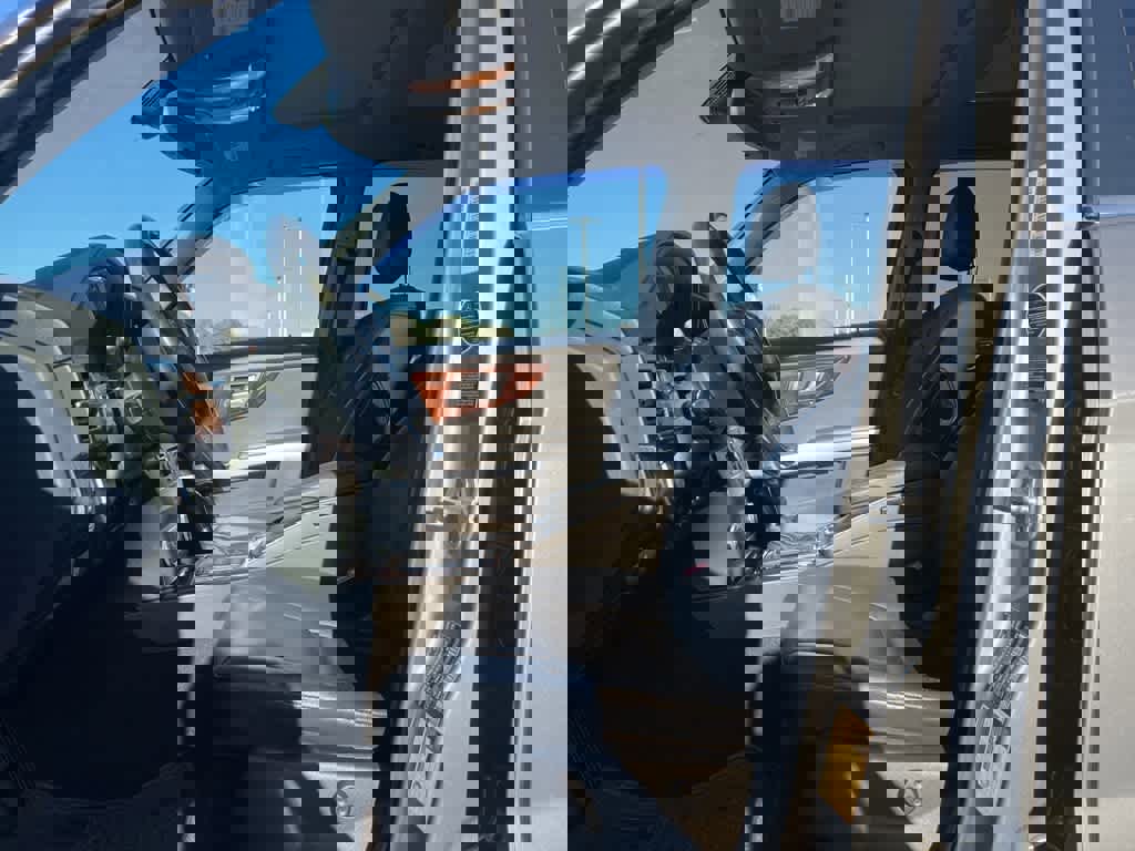 Used 2012 Mercedes-Benz GLK 350 2WD image 15