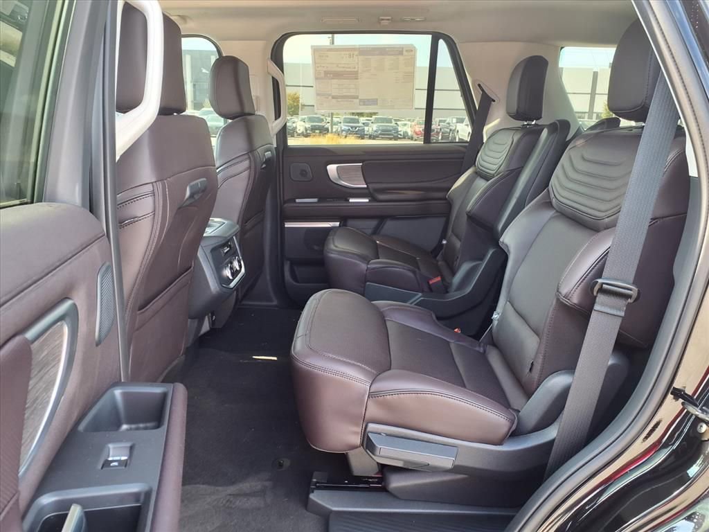 New 2025 Ford Expedition Platinum w/ Platinum Ultimate Package image 27