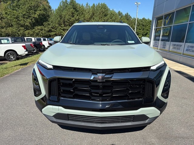 New 2026 Chevrolet Equinox ACTIV w/ Safety and Technology Package image 2