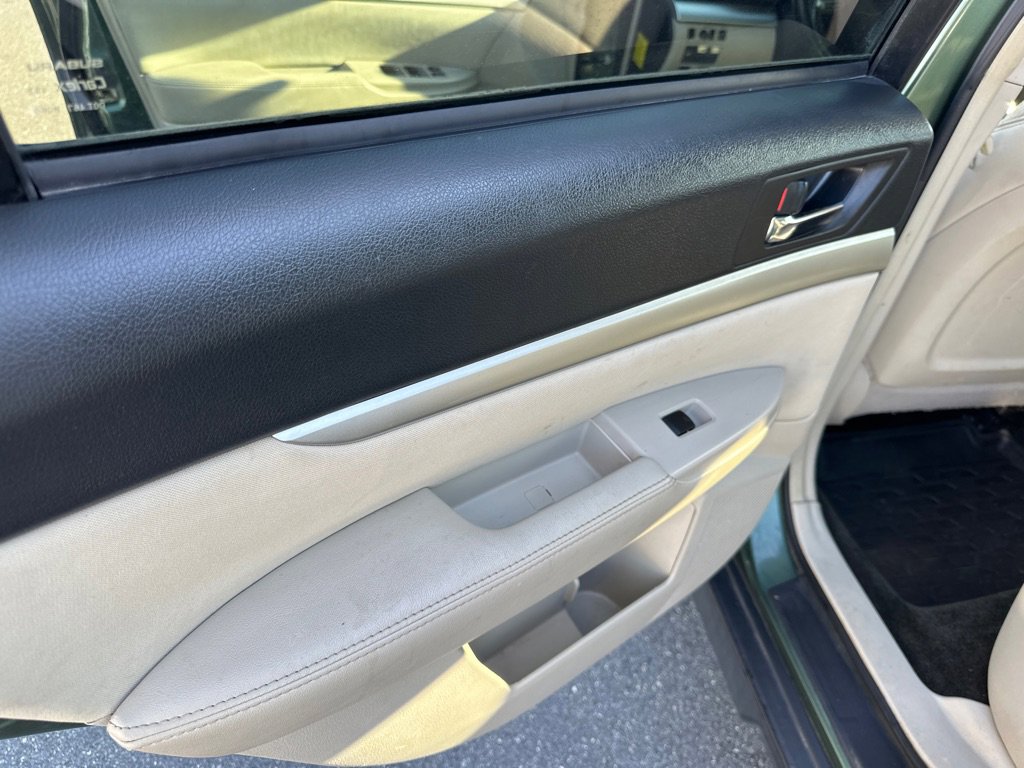 Used 2012 Subaru Outback 2.5i Premium image 13