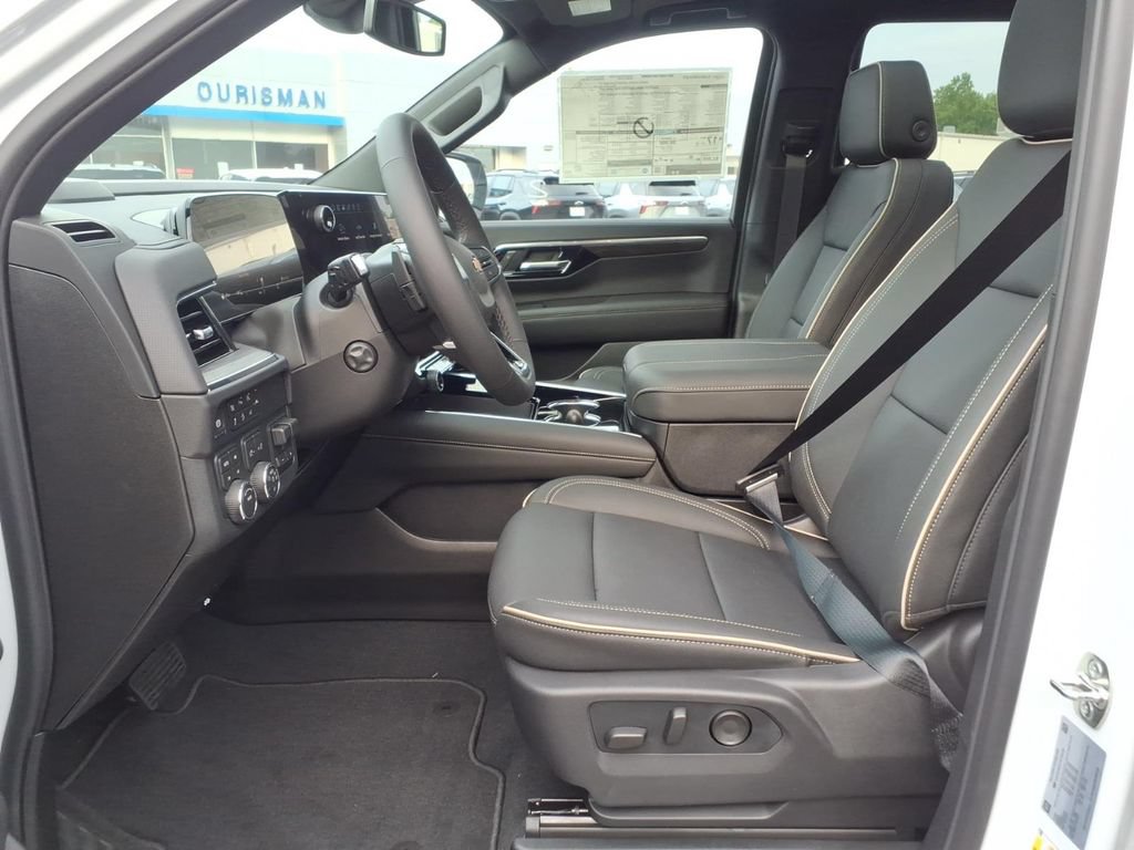 New 2026 Chevrolet Tahoe Premier w/ Sun And Tow Package AWD/4WD image 11