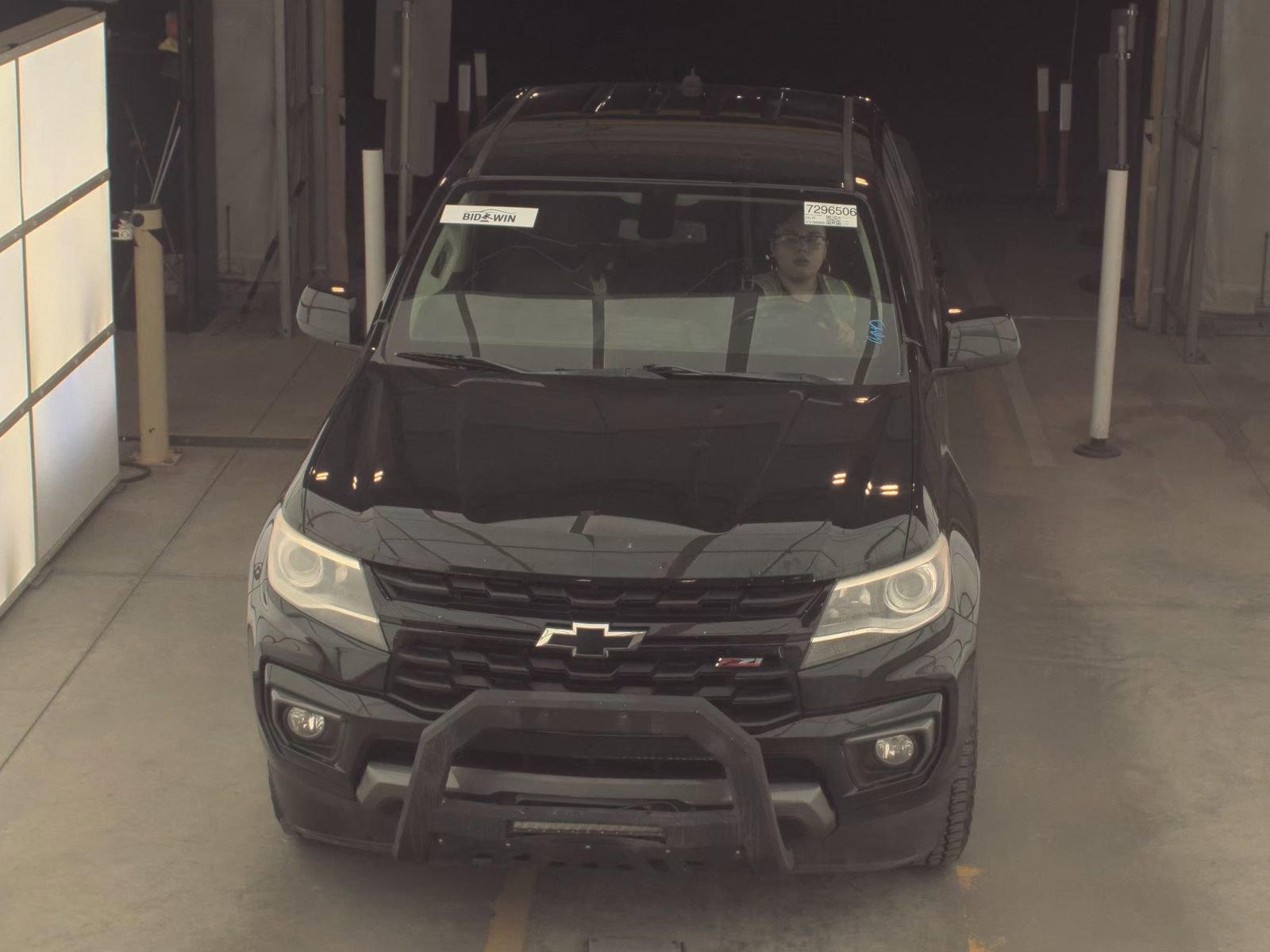 Used 2021 Chevrolet Colorado Z71 w/ Z71 Midnight Edition image 2