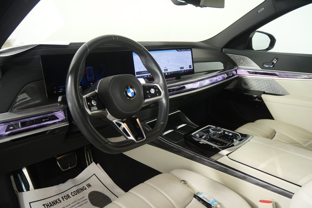Certified 2023 BMW 760i xDrive w/ Executive Package image 13