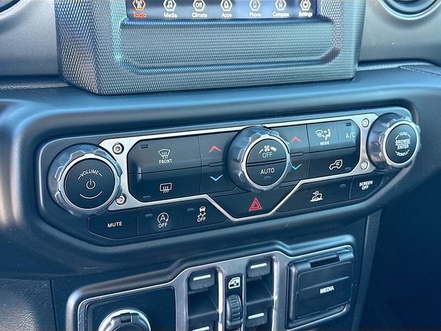 Used 2023 Jeep Gladiator Sport image 15