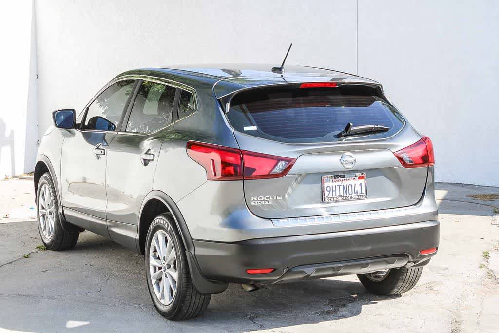 Used 2018 Nissan Rogue Sport S w/ S Appearance Package FWD image 9