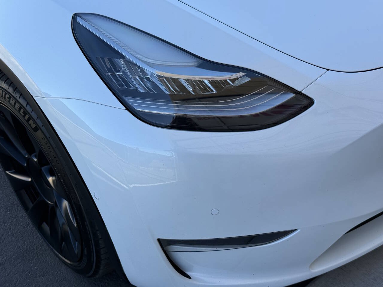 Used 2023 Tesla Model Y Long Range AWD/4WD image 35