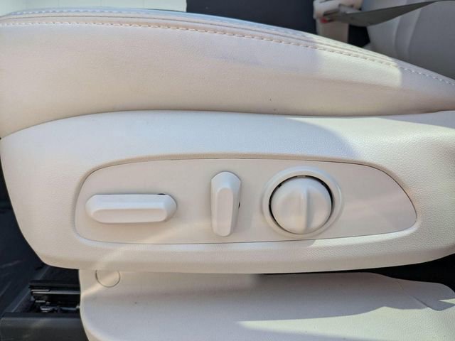 Certified 2023 Buick Enclave Essence FWD image 13