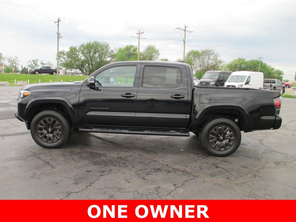 Used 2022 Toyota Tacoma Limited w/ Nightshade Package image 10