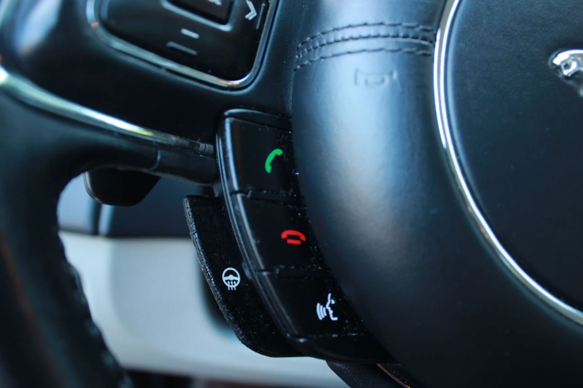 Used 2012 Jaguar XJ RWD image 20