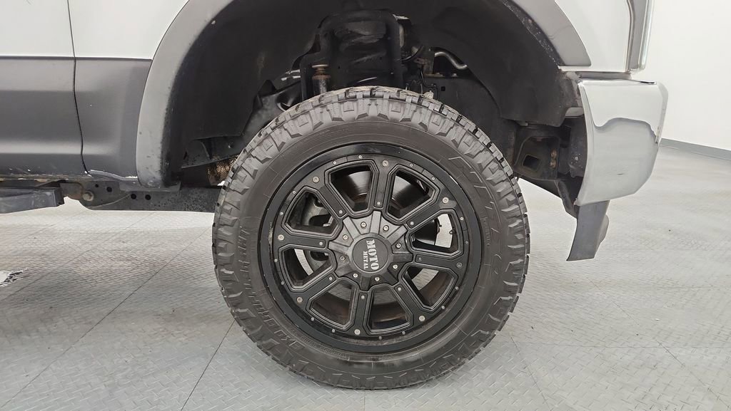 Used 2017 Ford F250 XLT w/ XLT Value Package image 21