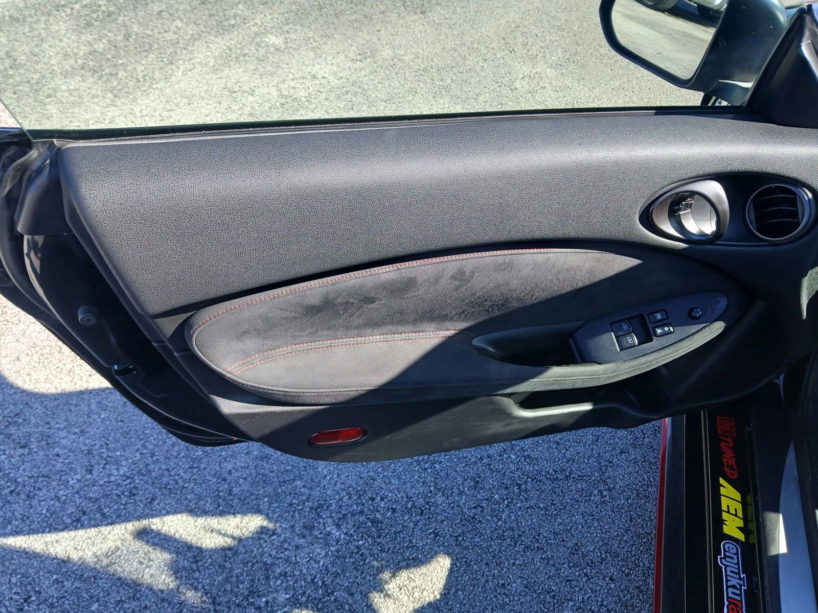 Used 2015 Nissan 370Z NISMO image 11