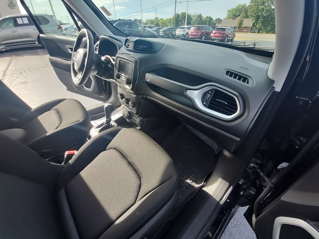 Used 2020 Jeep Renegade Sport image 18