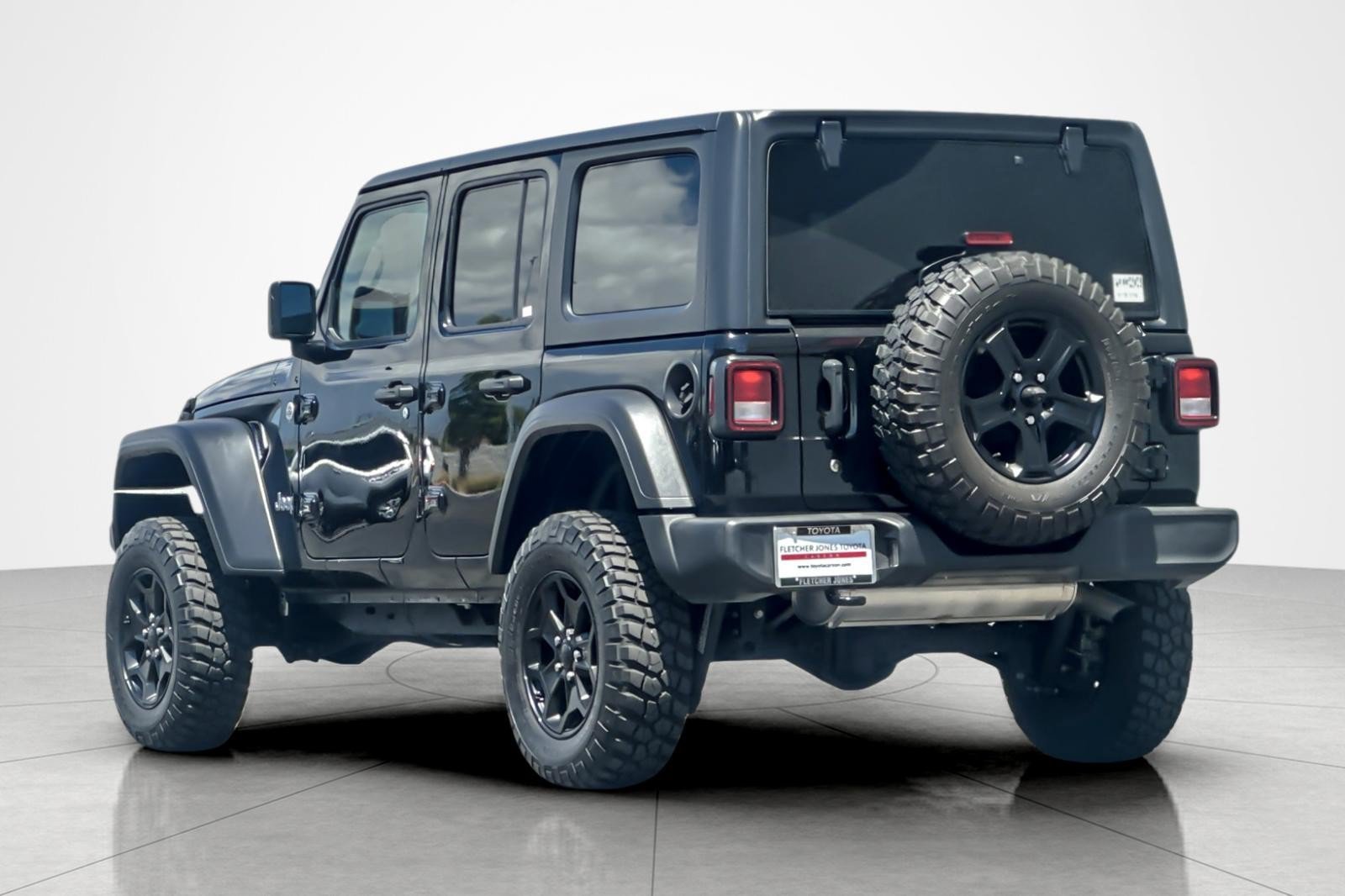 Used 2020 Jeep Wrangler Unlimited Sport S AWD/4WD image 3