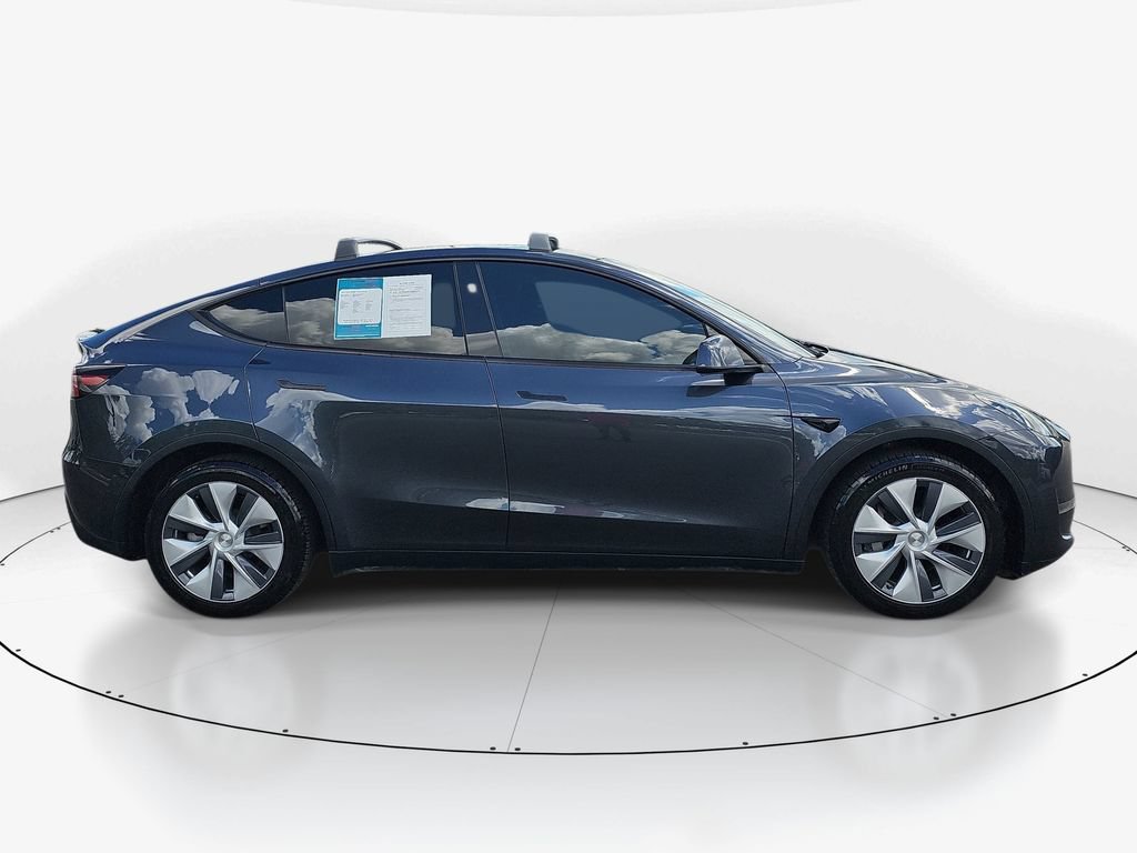 Used 2024 Tesla Model Y Long Range AWD/4WD image 5