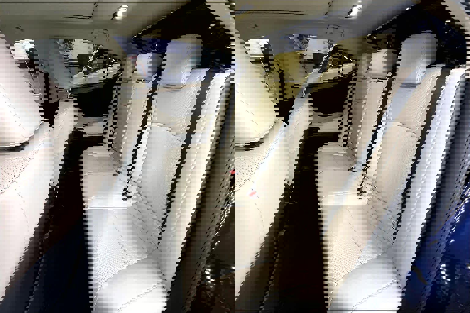 Used 2024 Lexus ES 350 w/ Premium Package image 20