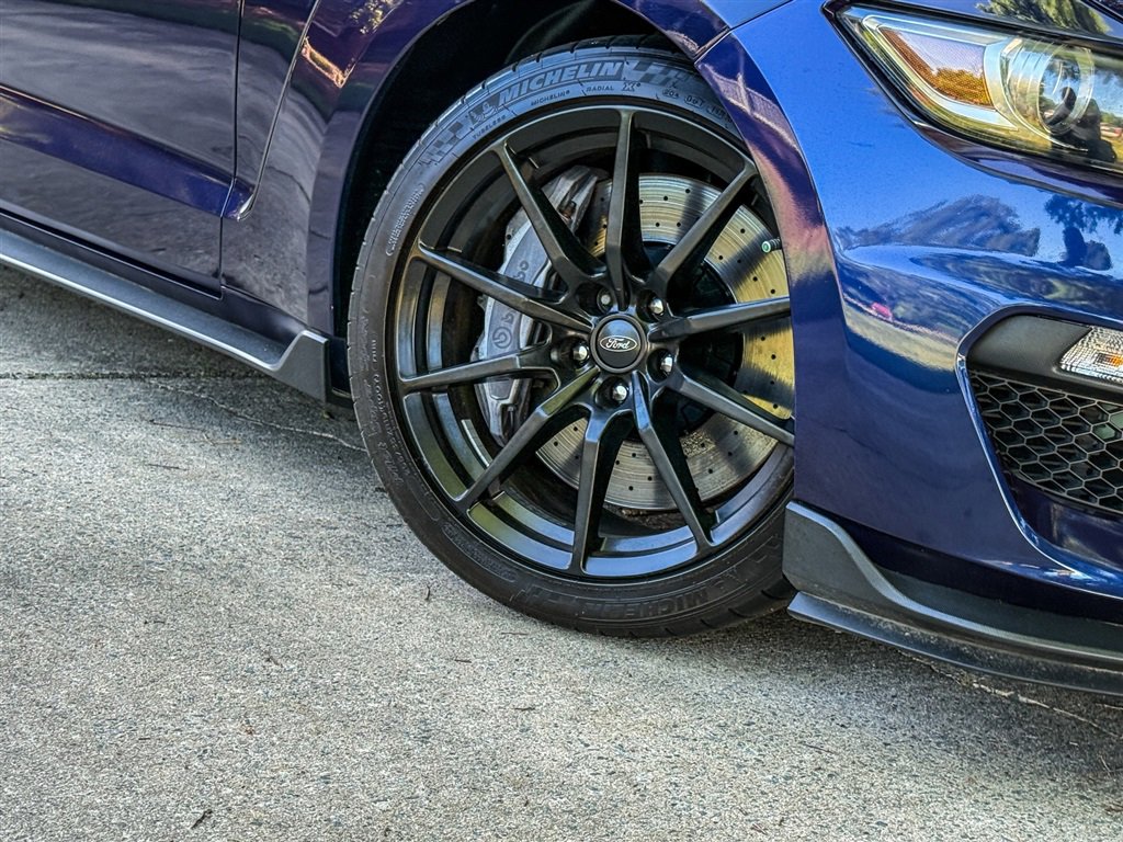 Used 2018 Ford Mustang Shelby GT350 RWD image 26