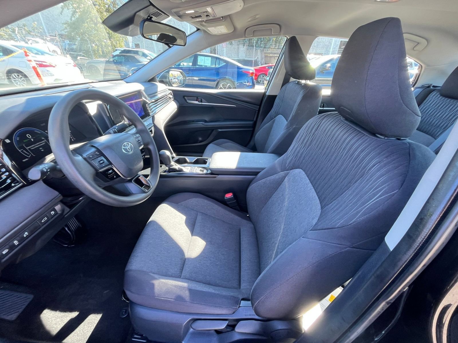 Used 2025 Toyota Camry LE image 25