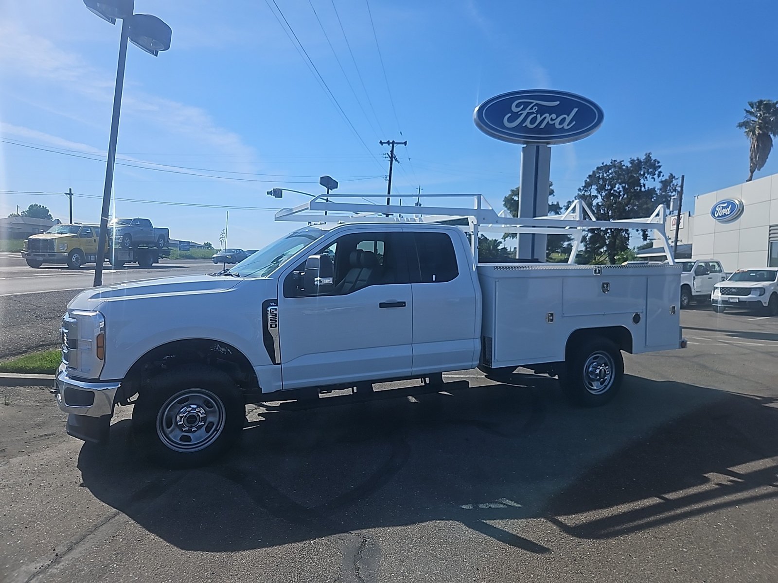 New 2026 Ford F350 XL w/ XL Chrome Package AWD/4WD image 2
