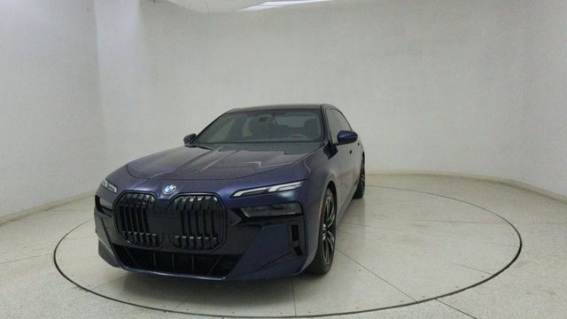 Used 2023 BMW 760i xDrive AWD/4WD image 66