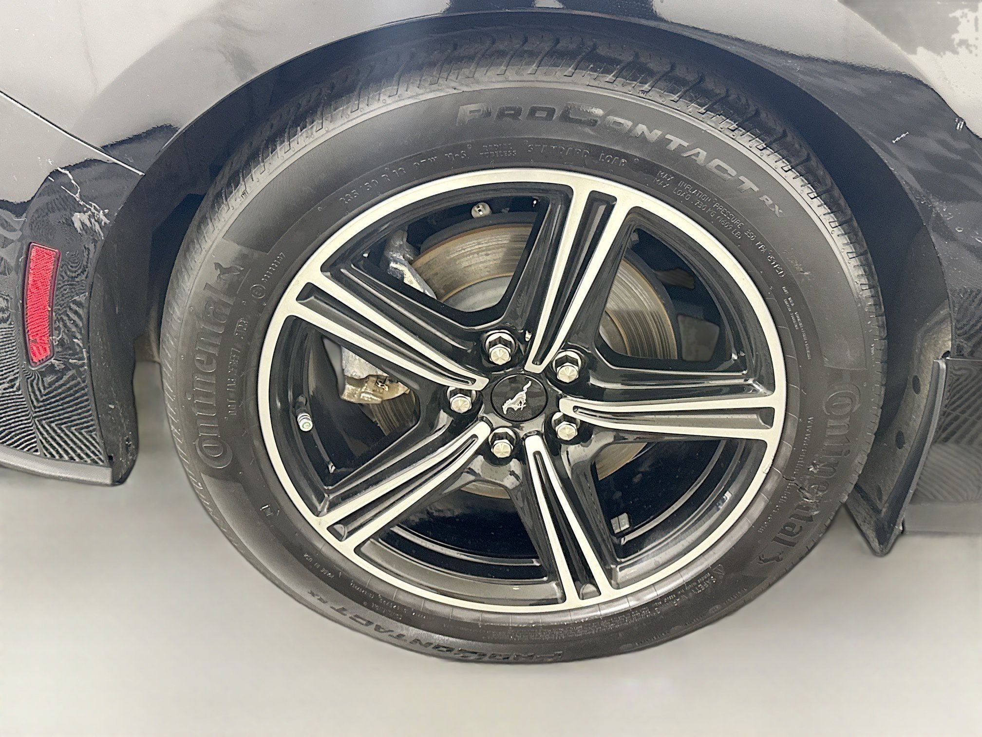 Used 2024 Ford Mustang Convertible image 31