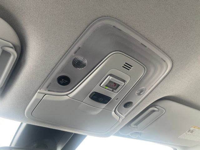 Used 2022 Toyota Prius Prime LE image 30