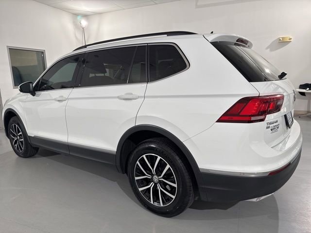 Used 2021 Volkswagen Tiguan SE w/ Panoramic Sunroof Package AWD/4WD image 6