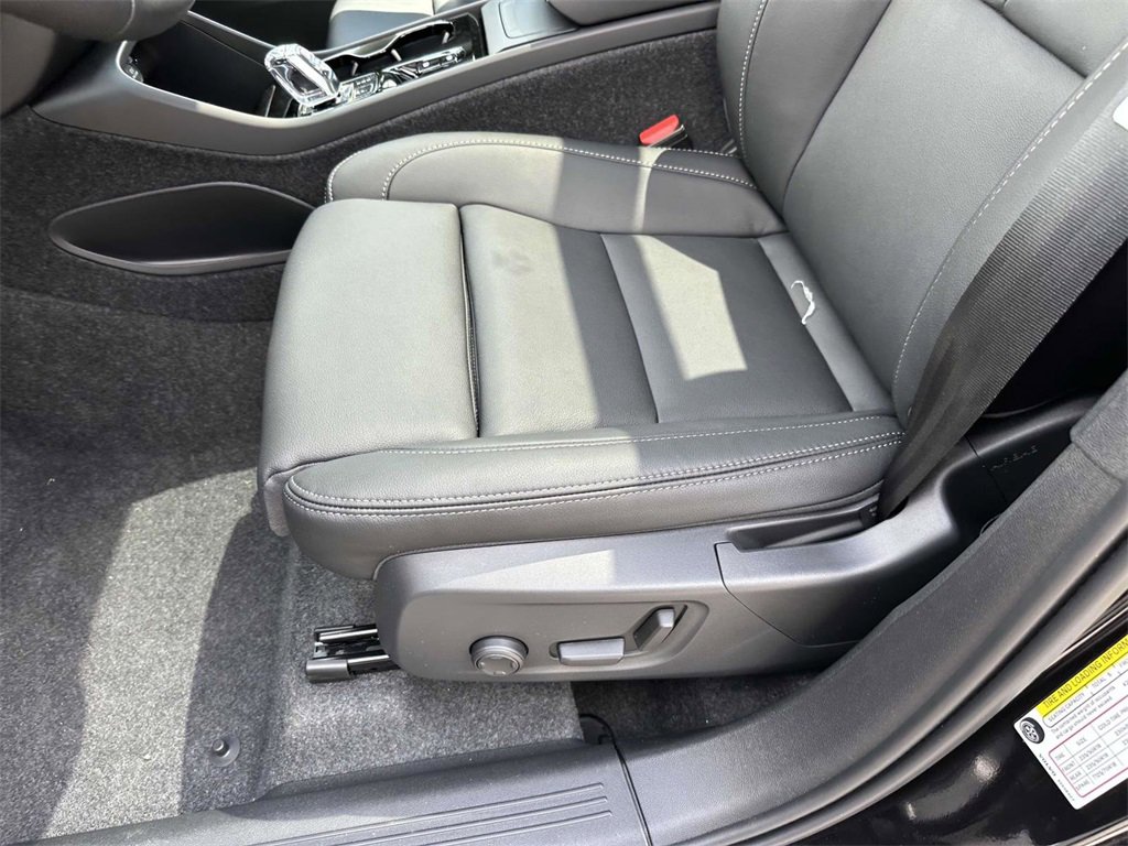 New 2026 Volvo XC40 B5 Plus w/ Protection Package Premier image 16