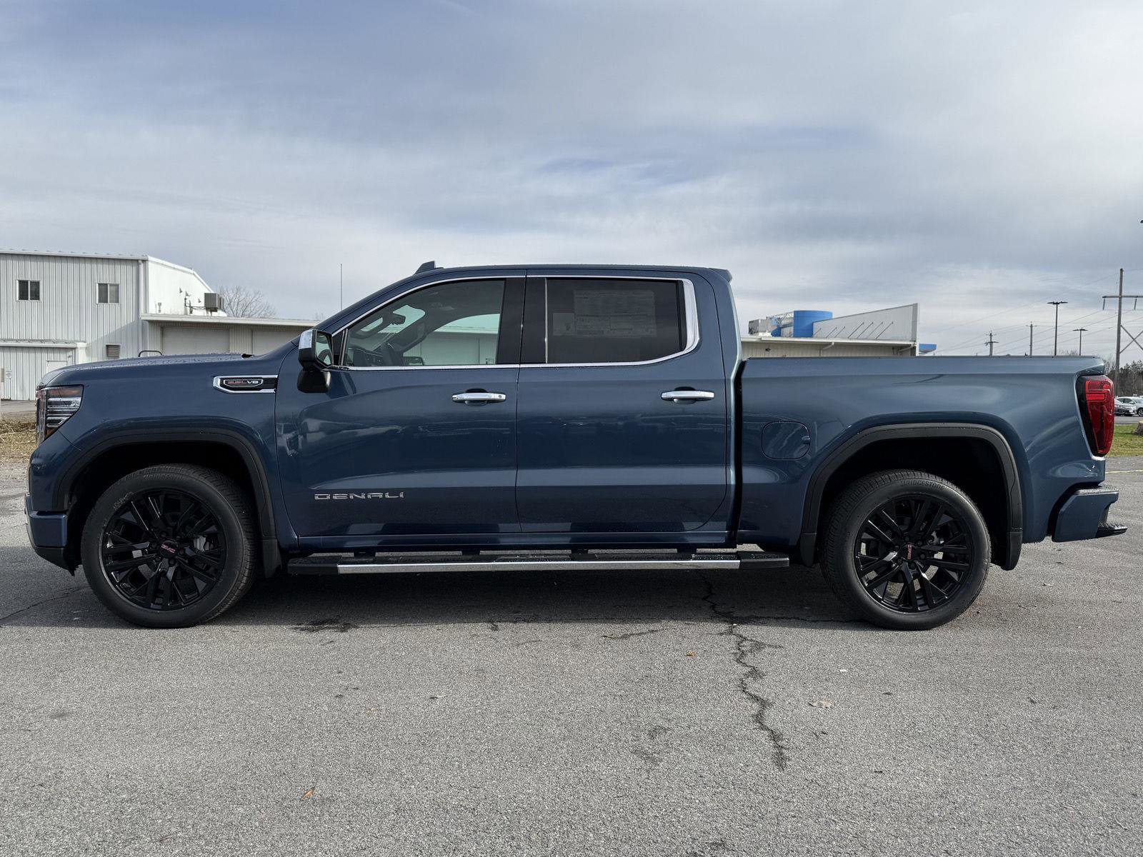 New 2026 GMC Sierra 1500 Denali w/ Technology Package image 8