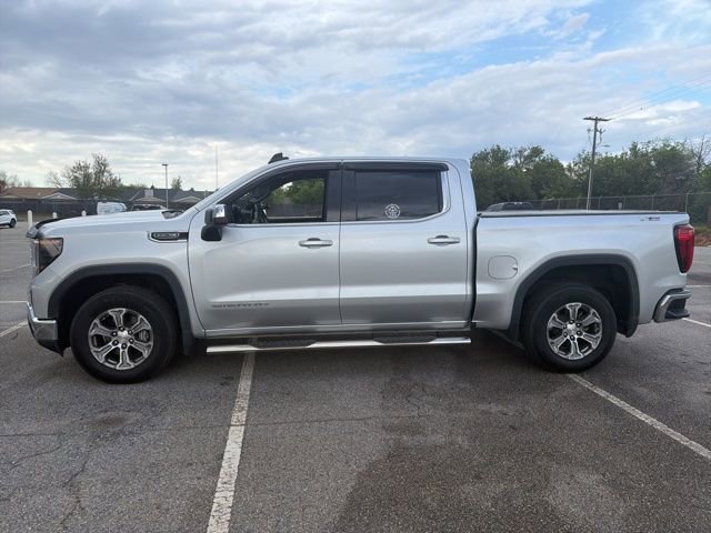 Used 2022 GMC Sierra 1500 SLE image 5