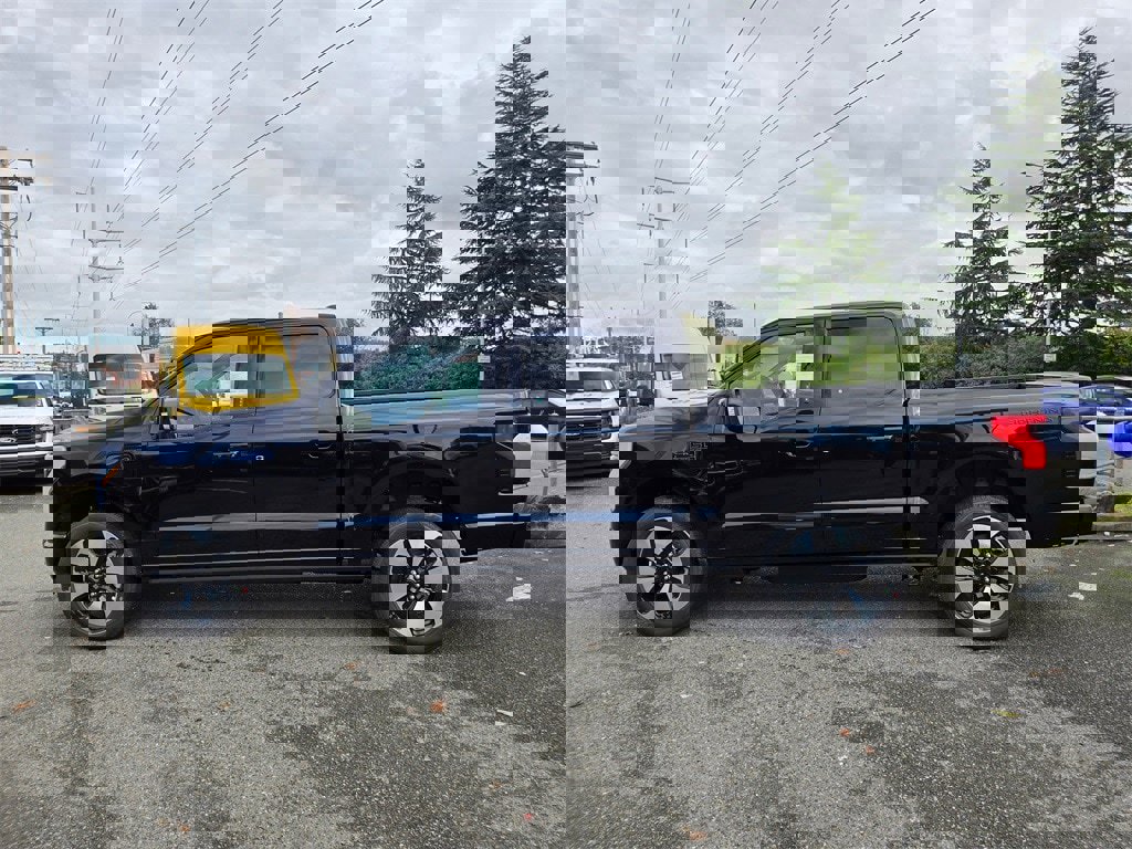 New 2025 Ford F150 Lightning Platinum image 8