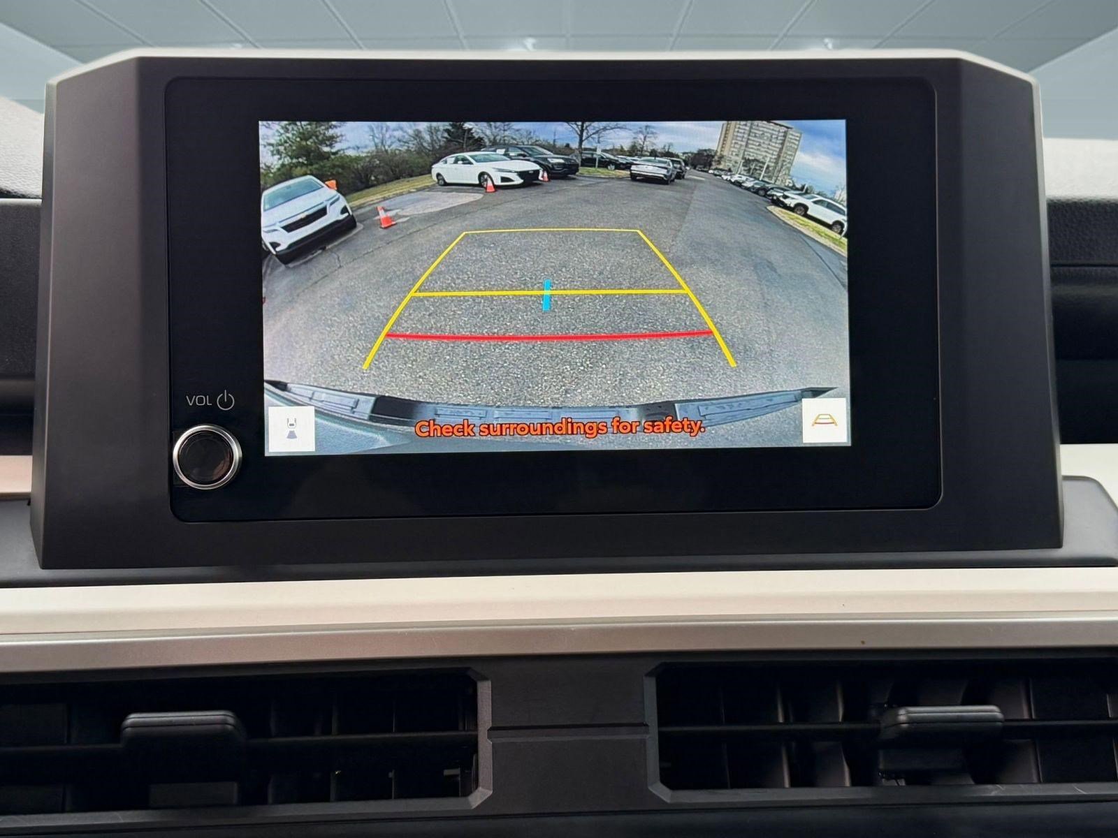 Used 2024 Toyota Tacoma TRD Off-Road image 27