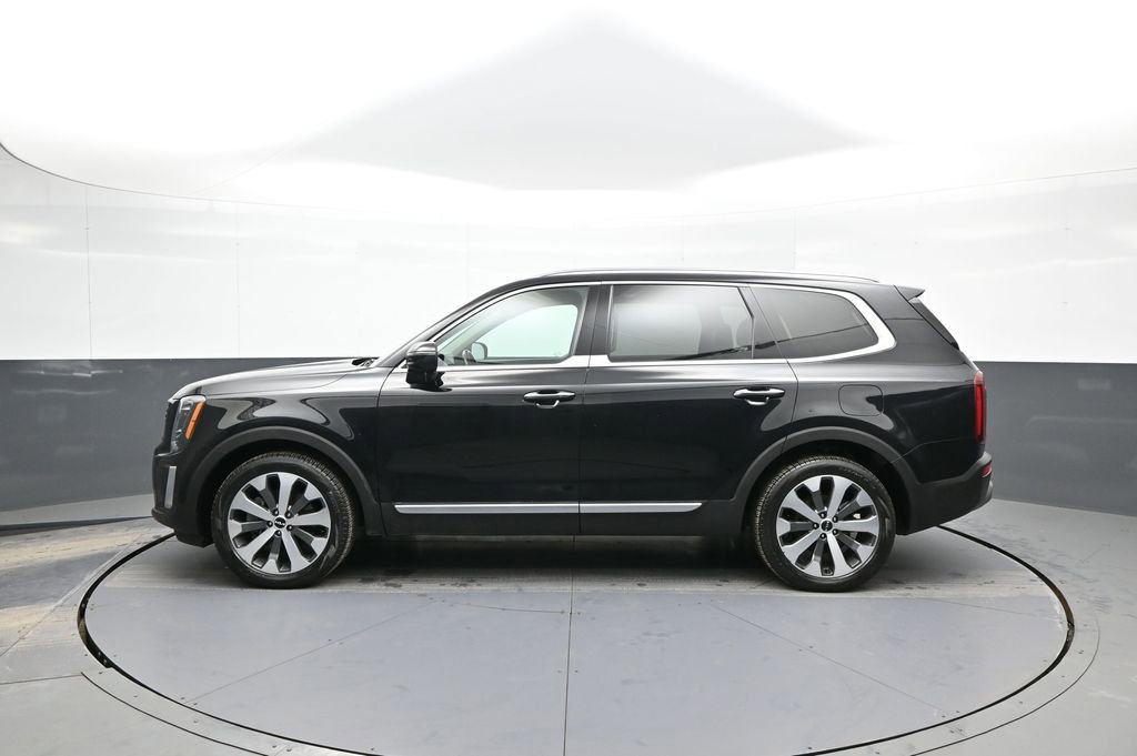 Certified 2022 Kia Telluride S image 9