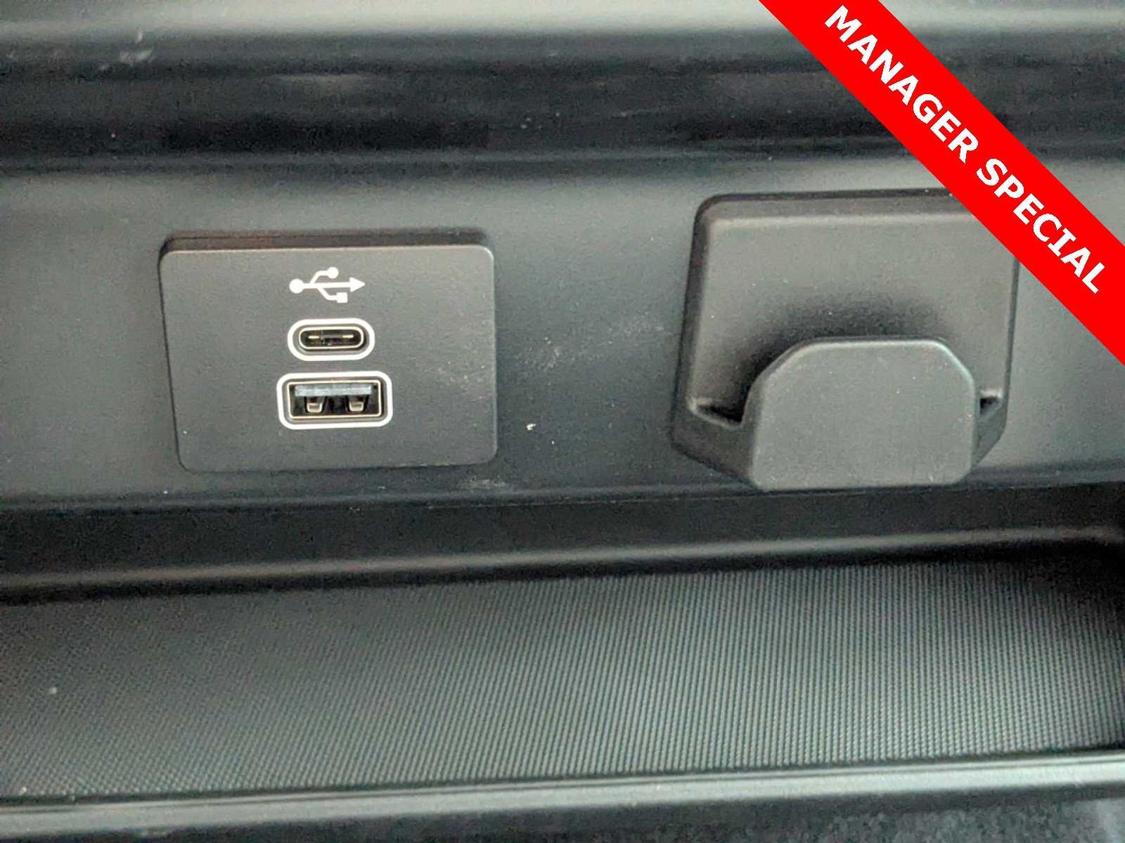 New 2025 Ford F150 XLT w/ Equipment Group 301A Standard image 30