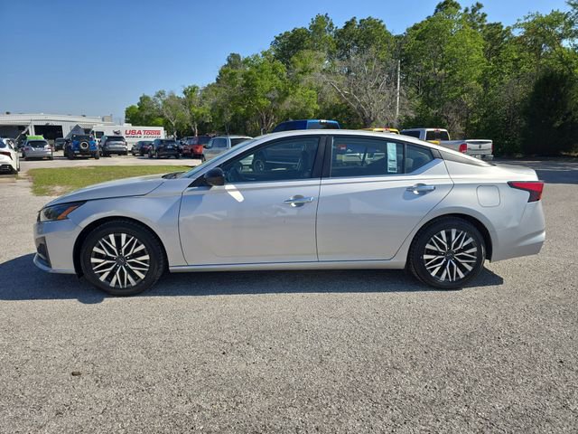 Used 2024 Nissan Altima 2.5 SV image 6