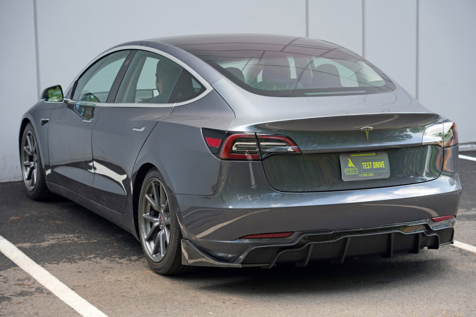 Used 2018 Tesla Model 3 Long Range RWD image 50