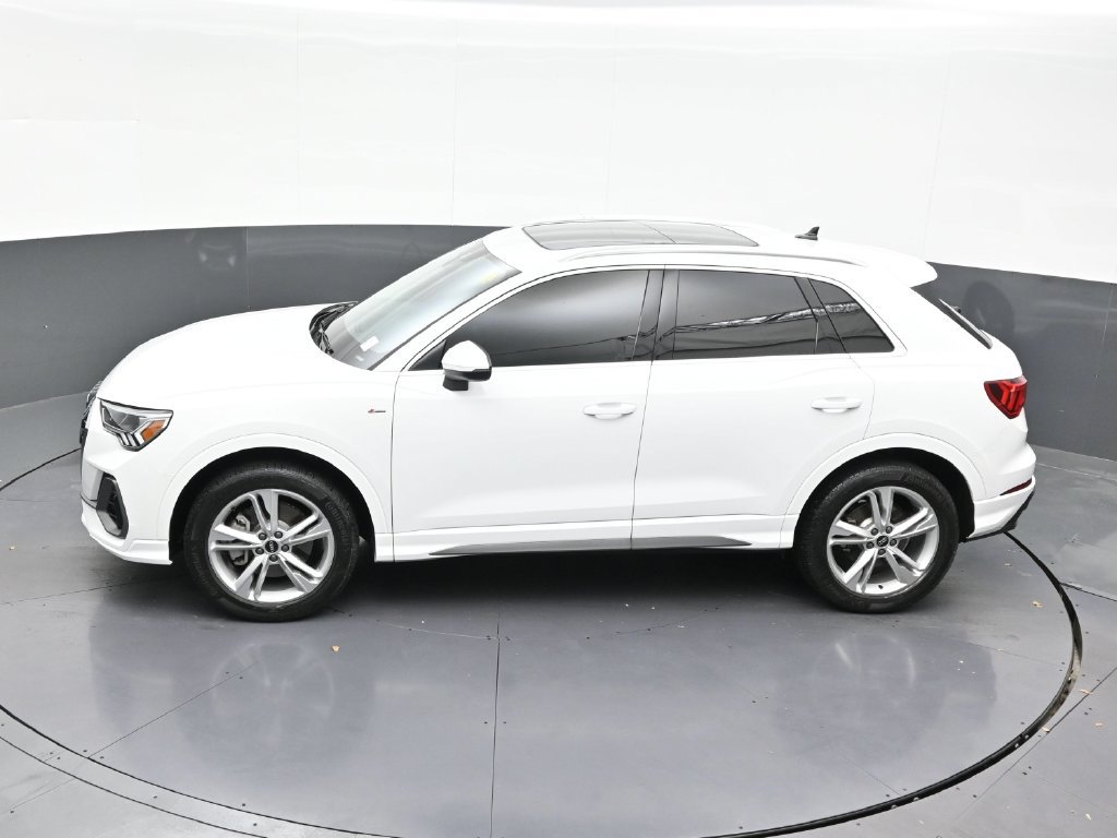 Used 2023 Audi Q3 2.0T Premium AWD/4WD image 16