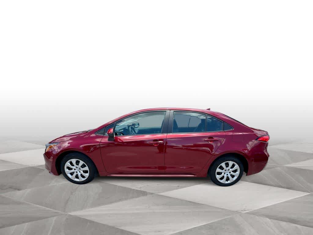 Used 2023 Toyota Corolla LE FWD image 5